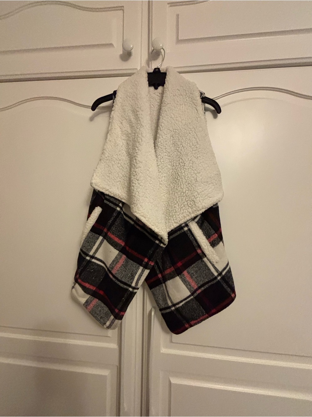 Womens Plaid Sherpa-Lined Vest - White, Red, and Black